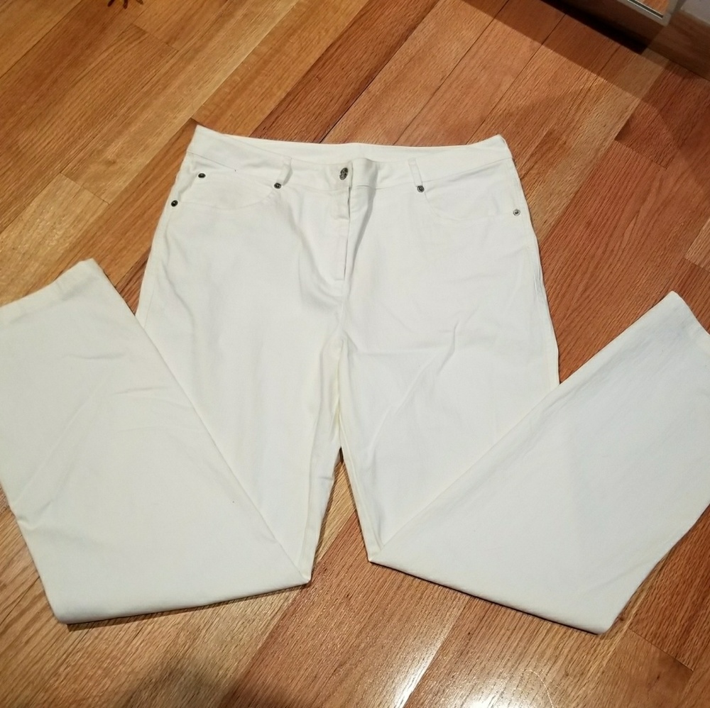 St. John straight leg jeans